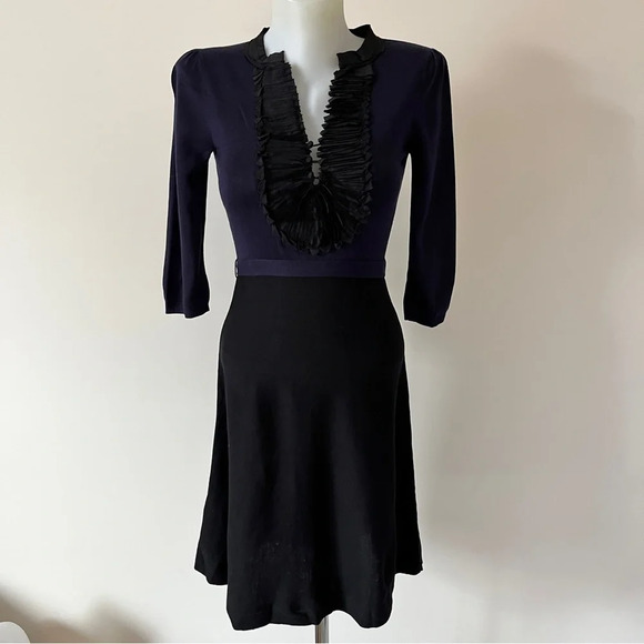 BCBG MaxAzria Blue Black Dress Ruffle V Neck Silk Knit Sweater Dark Academia XXS - Picture 1 of 14